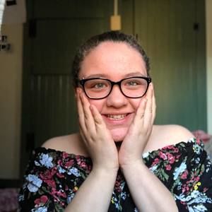 Meet your Posher, Sophia